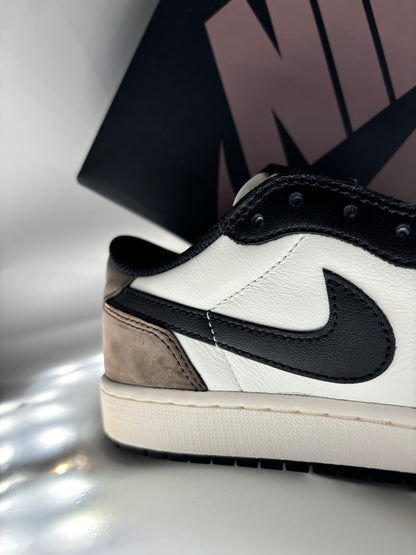 JORDAN 1 RETRO LOW OG 'MOCHA'