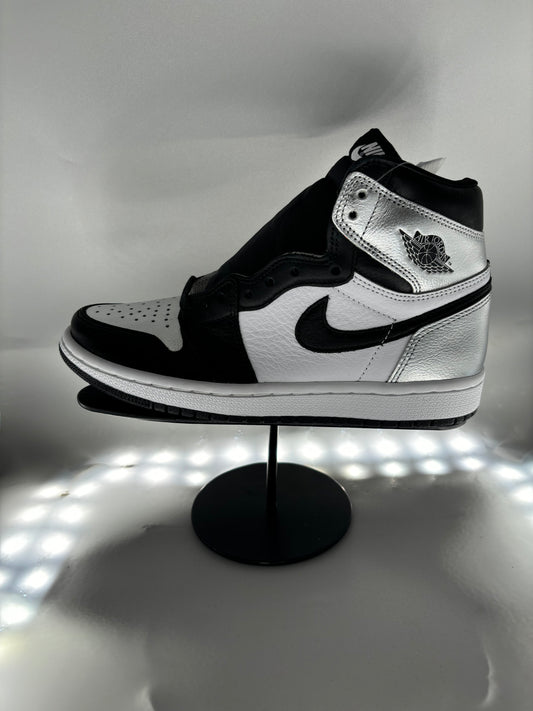 JORDAN 1 RETRO HIGH OG 'SILVER TOE'